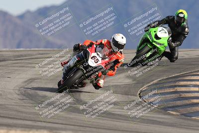 media/Nov-16-2025-Race Pace (Sun) [[8c5fa54630]]/Verified Riders/8-Turn 12 (120pm)/